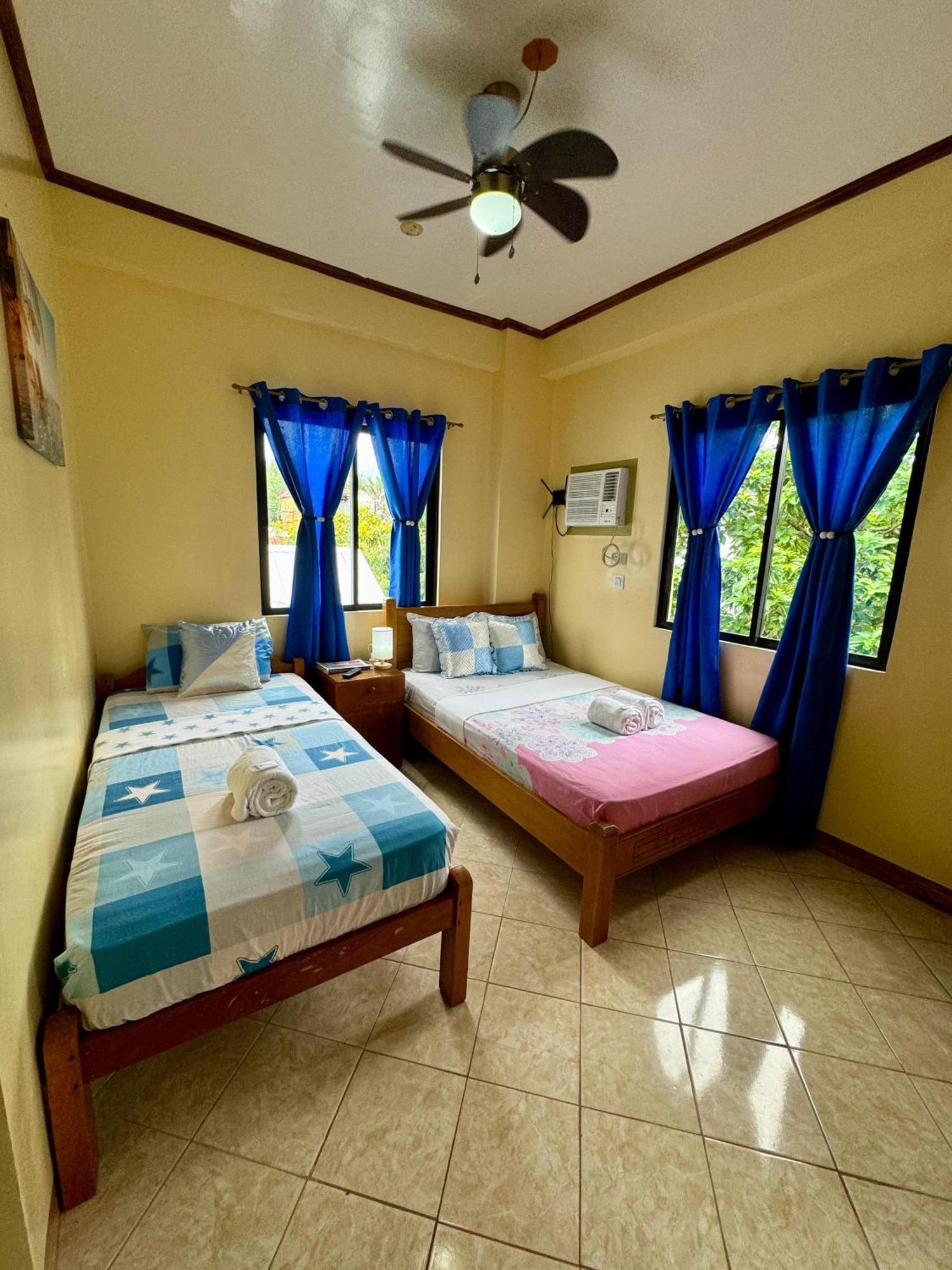 Ocean Breeze Inn Manoc-Manoc Kültér fotó
