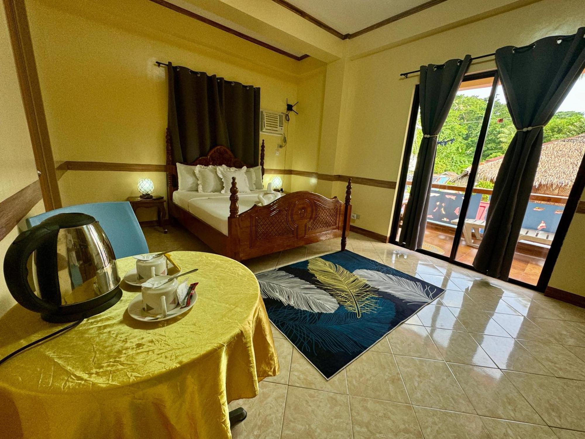 Ocean Breeze Inn Manoc-Manoc Kültér fotó