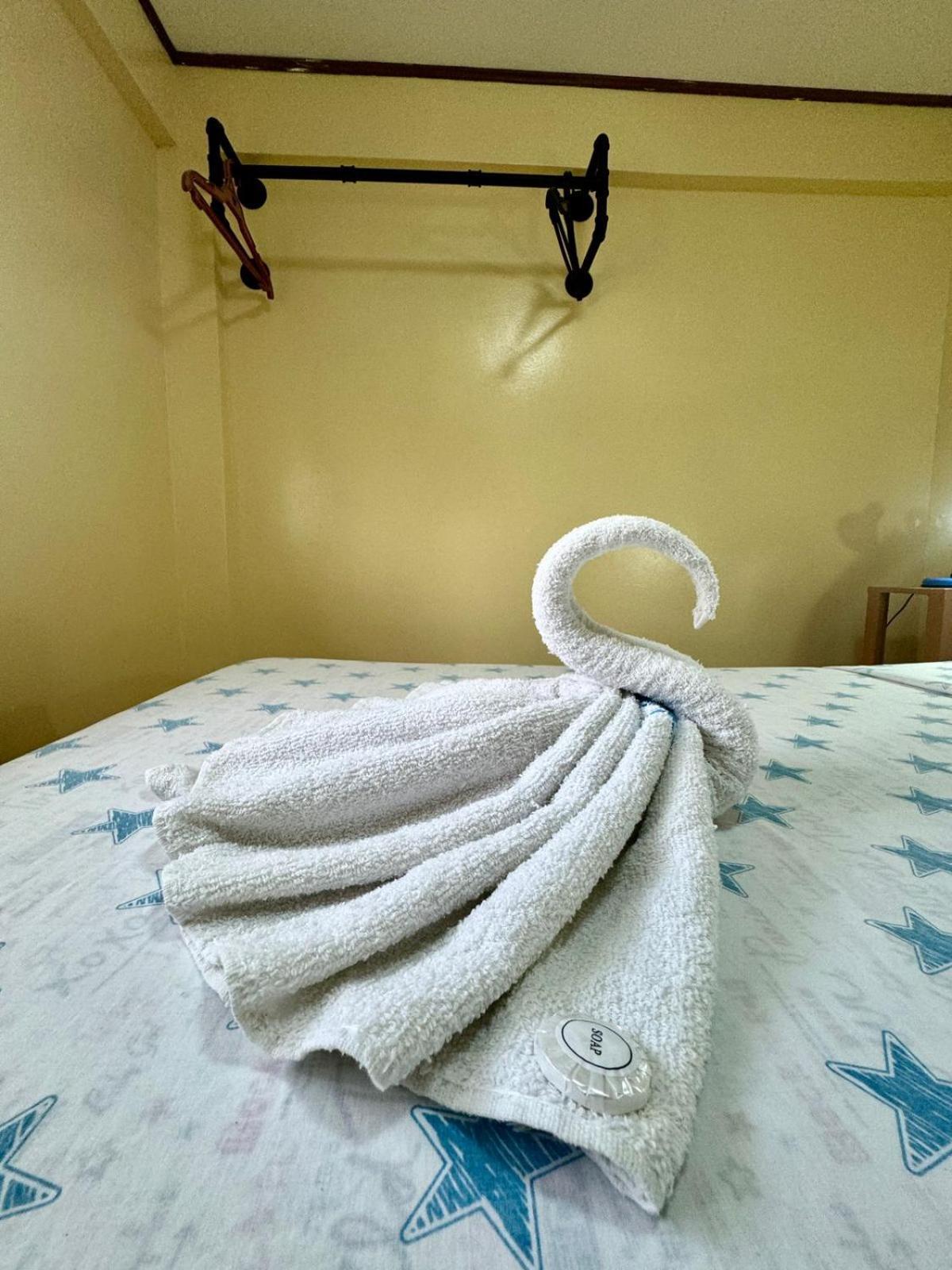 Ocean Breeze Inn Manoc-Manoc Kültér fotó