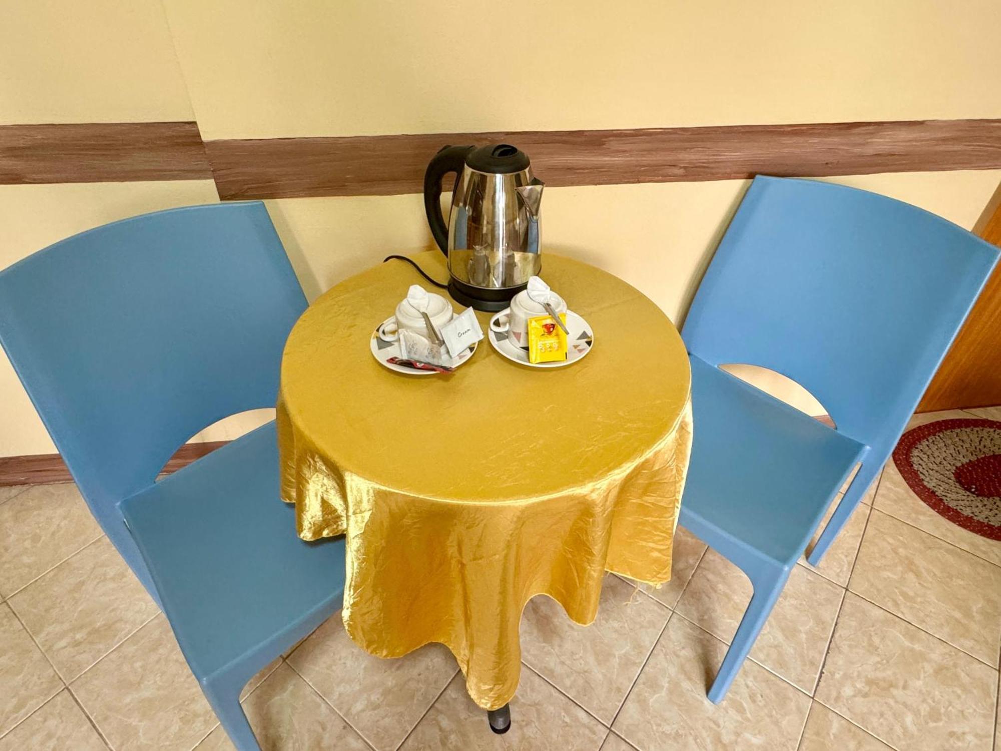 Ocean Breeze Inn Manoc-Manoc Kültér fotó