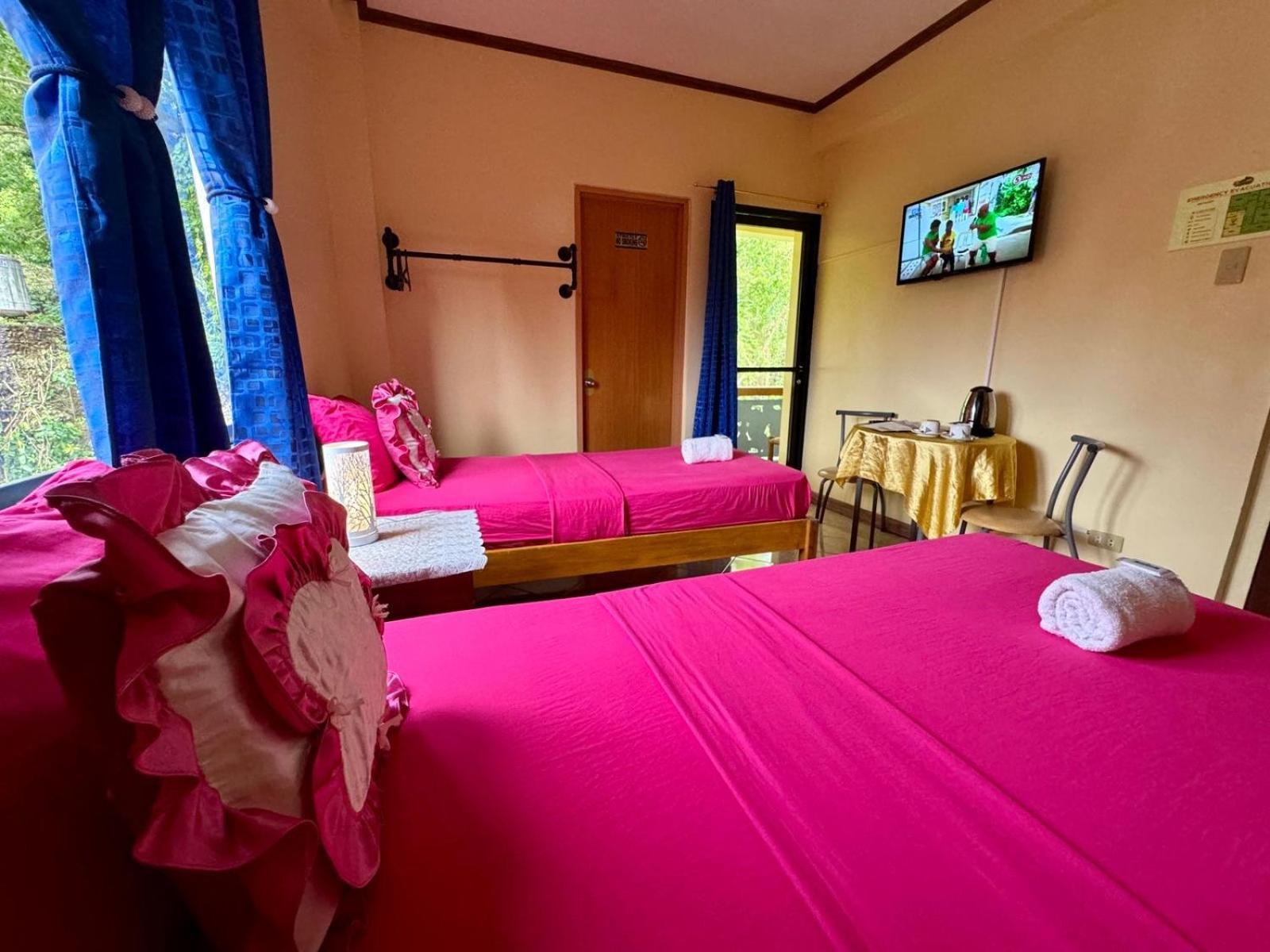 Ocean Breeze Inn Manoc-Manoc Szoba fotó
